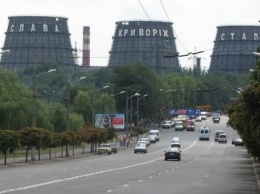 В Кривом Роге потратят миллионы на анализ выбросов заводов украинских олигархов