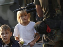 За 5 лет войны на Донбассе боевики убили более 240 украинских детей, еще 56 - бесследно исчезли