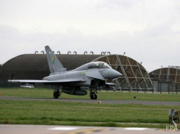 Возле Эстонии истребители НАТО перехватили пять российских самолетов - минобороны Великобритании