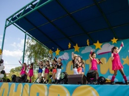 В Днепре около тысячи детей с родителями присоединились к семейному фестивалю Kids-Rock-Fashion-Dnipro
