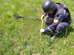 За неделю ГСЧС обезвредила 115 взрывоопасных предметов в Донбассе