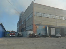 В Днепре горело предприятие, изготавливающее салфетки и туалетную бумагу