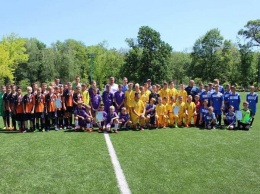 Команда ДЮСШ Мирнограда 2006-2007 годов рождения стала чемпионом Донецкой области по футболу