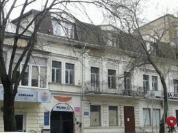Чиновники отчитались об остановке нахалстроя в центре Одессы