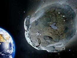Астероид размером с футбольное поле летит к Земле на огромной скорости - NASA