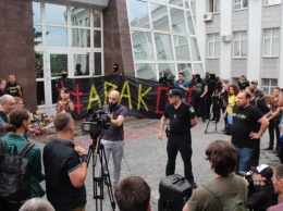 В Днепре требовали отставки Авакова и предъявляли претензии местной полиции