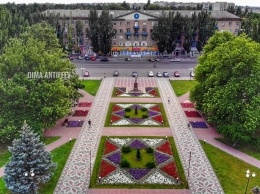 Цветущее сердце Мелитополя показали с высоты (фото)