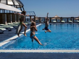 10 нереально дорогих номеров на курортах Азовского моря: что почем и условия