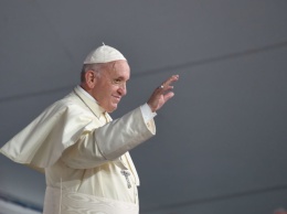 Папа Франциск изменил текст молитвы «Отче наш»