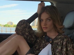 Модная девчонка: 37-летняя Наталья Водянова восхитила стройной фигурой в коротком платье