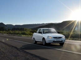 LADA Priora с «панорамным дном»: В сети показали подержанное авто, купленное за 50 тысяч рублей