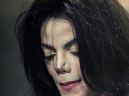 В сети показали фото Майкла Джексона в зрелом возрасте без пластических операций