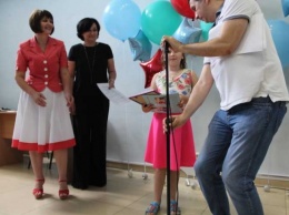 В Днепре мастер-класс для своих ровесников провела самая юная писательница Украины