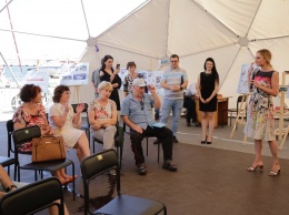 Встреча коллектива «Крымской газеты» с читателями состоялась на фестивале «Книжные аллеи»
