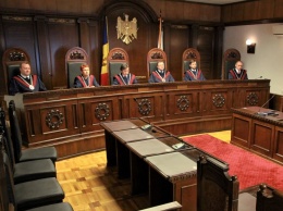 Конституционный суд Молдовы постановил распустить парламент