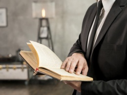 Стать успешным: какие книги советуют читать бизнесмены