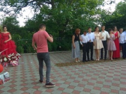 Школьница из Черновицкой области рассказала, как стала "белой вороной" за принадлежность к УПЦ