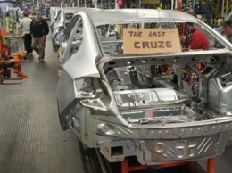 В США выпустили последний Chevrolet Cruze