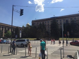Будьте внимательны: в Днепре на Героев Майдана установили светофор, - ФОТО