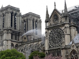 Из обещанных пожертвований на собор Парижской Богоматери собрали только десятую часть