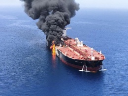 Нападение на танкеры в Оманском заливе: Иран жестко ответил на обвинения США