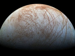 Цвет поверхности спутника Юпитера обусловили поваренная соль и солнечные лучи