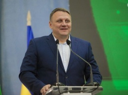 Бывшего кандидата в президенты Украины облили нечистотами (видео)