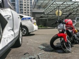 Мотоциклист "влетел" в авто и разбился насмерть (фото)
