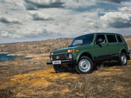 Разбирают, как горячие пирожки: Доработанная и подорожавшая LADA 4x4 доберется до Европы