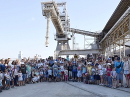 «Ника-Тера» устроила День Семьи для детей портовиков (ФОТО)