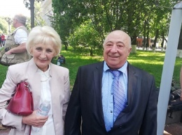 "Это Риммочка любит": украинцам показали "богатства" родителей Зеленского после вступления сына на пост