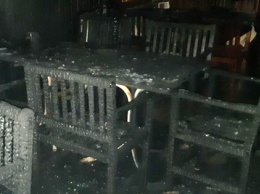 Под Харьковом сгорело кафе, внутри найдено тело женщины (фото)
