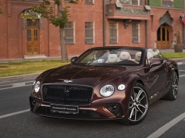 Воздушный шарф: в России стартовали продажи нового Bentley Continental GT Convertible