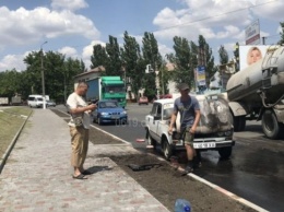 В Запорожской области на ходу пылал автомобиль (ФОТО, ВИДЕО)
