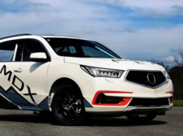 KIA представила кроссовер Seltos, новый Nissan Juke выехал на тесты, а Acura выпустила спецверсию MDX: ТОП автоновостей дня