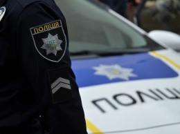 На Днепропетровщине мужчина ограбил девушку на улице
