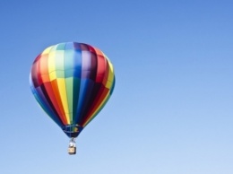 Воздушный шар с туристами унесло в горы в Египте