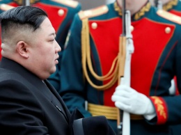 Во Владивостоке открыли памятную доску в честь визита Ким Чен Ына