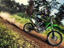 Компания Kawasaki представила новый эндуро KLX300R 2020