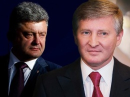 Решению КС подыграли Ахметов и Порошенко - эксперт