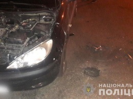 В Кременчуге под автомобиль бросили гранату (фото)