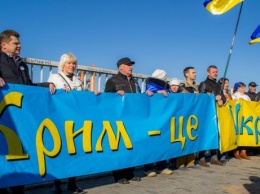 Представитель президента в АРК заявил, что Крым стоит на пороге экологической катастрофы