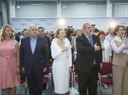 Люди Ахметова, Порошенко и Януковича: кто на самом деле идет в Раду от партии Смешко