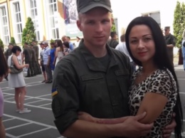 ''Офицеры, россияне!'' В Харькове военные выпускались под песню Газманова: видео