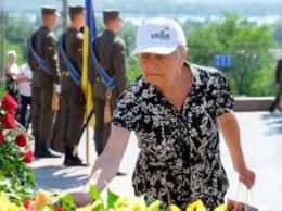 В Днепре почтили память погибших во Второй мировой войне (ФОТОРЕПОРТАЖ)