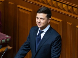 Зеленский отменил более 160 указов предыдущих президентов Украины: что изменилось