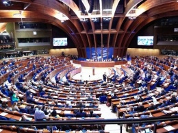 ПАСЕ проголосовала за возвращение РФ, Украина допускает возможность приостановления участия в ассамблее
