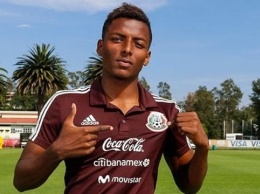 20-летний футболист Севильи устроил ДТП, в котором погибли молодожены