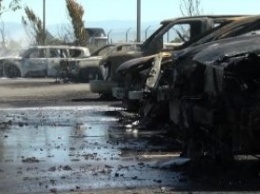 В Калифорнии из-за окурка сгорели 26 автомобилей