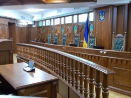 КСУ опубликовал разъяснение решения по жалобе Савченко